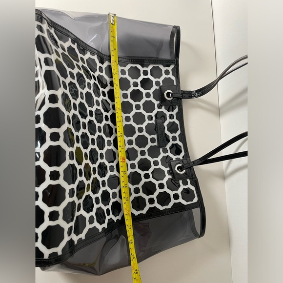 Vera Bradley Black and White Clear Plastic PVC Large Tote with Make up bag set - Picture 12 of 15